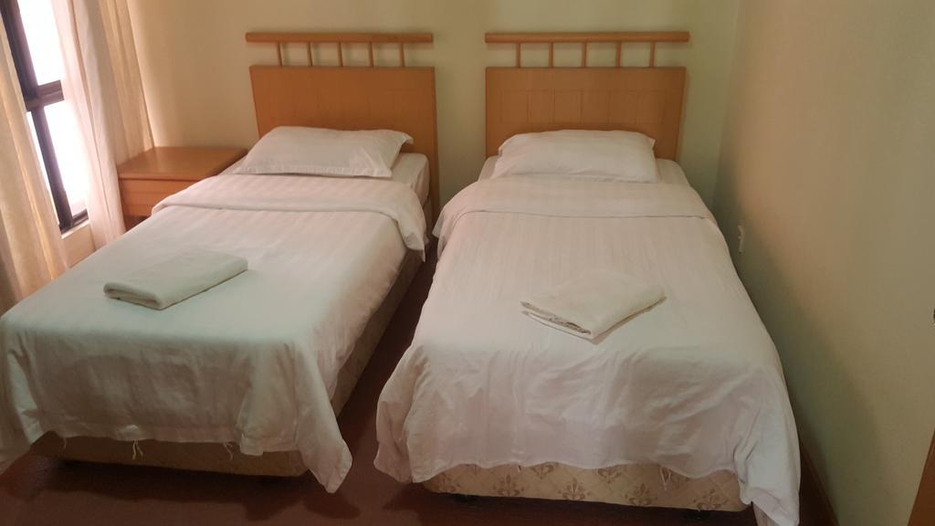 Marina Court Kk City Homestay Kota Kinabalu Exterior foto